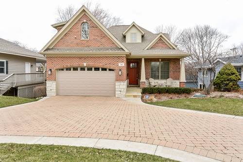 516 E Hillside, Barrington, IL 60010