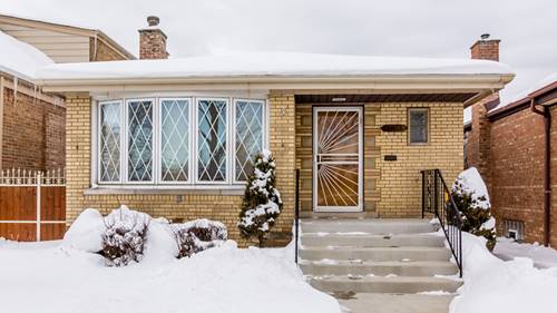 5822 S Meade, Chicago, IL 60638