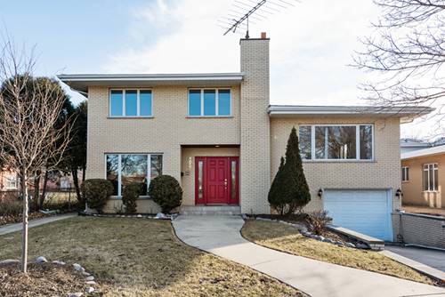 7057 N Kenton, Lincolnwood, IL 60712