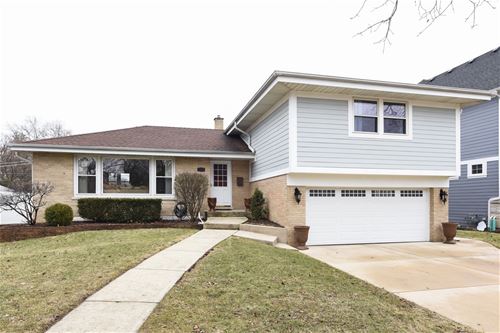 895 S Saylor, Elmhurst, IL 60126