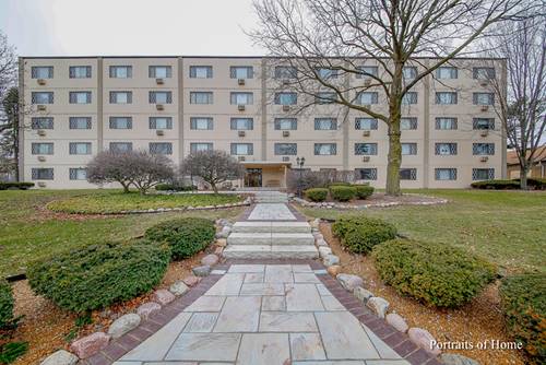 470 Kenilworth Unit 35, Glen Ellyn, IL 60137