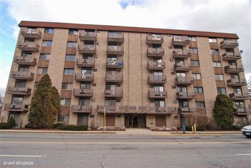 850 Des Plaines Unit 101, Forest Park, IL 60130