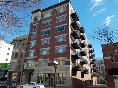 1429 N Wells Unit 404, Chicago, IL 60610