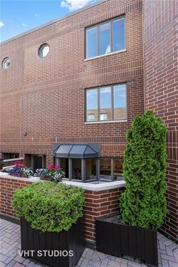 1720 N LaSalle Unit 22, Chicago, IL 60614