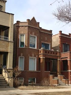 2638 N Mozart, Chicago, IL 60647