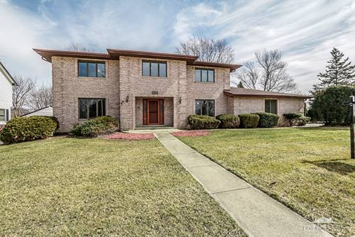 7225 Clarendon Hills, Darien, IL 60561