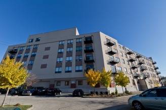 2451 W Howard Unit 403, Chicago, IL 60202