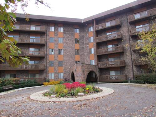 120 Lakeview Unit 302, Bloomingdale, IL 60108