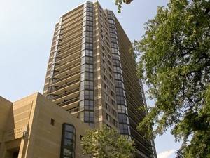 33 W Delaware Unit 16C, Chicago, IL 60610