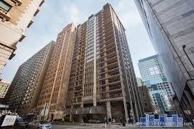 201 E Chestnut Unit 11F, Chicago, IL 60611