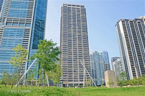 360 E Randolph Unit 2704, Chicago, IL 60601