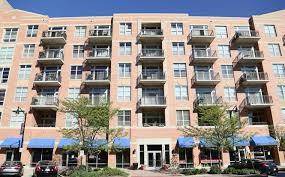 647 Metropolitan Unit 408L, Des Plaines, IL 60016