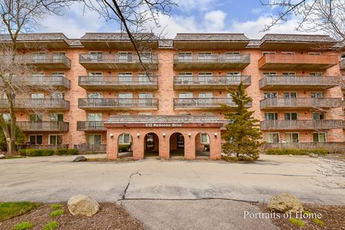 512 Redondo Unit 109, Downers Grove, IL 60516