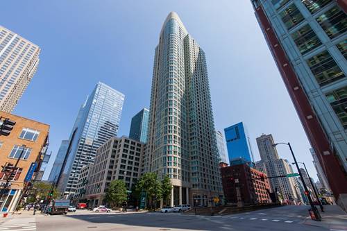 345 N LaSalle Unit 1101, Chicago, IL 60654