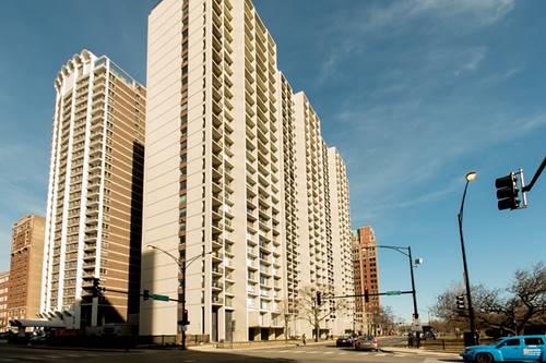 3200 N Lake Shore Unit 1608, Chicago, IL 60657