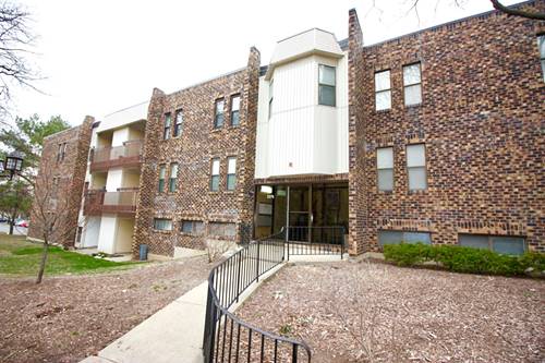 2275 Country Club Unit 22, Woodridge, IL 60517