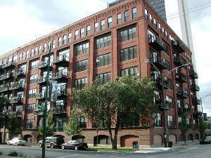 525 W Superior Unit 232, Chicago, IL 60654