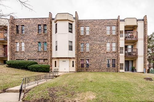 2222 Country Club Unit 14, Woodridge, IL 60517