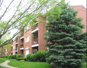 491 Leslie Unit 302, Des Plaines, IL 60016