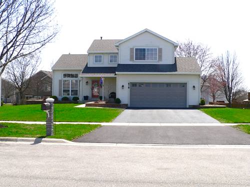 678 Linden, Carol Stream, IL 60188