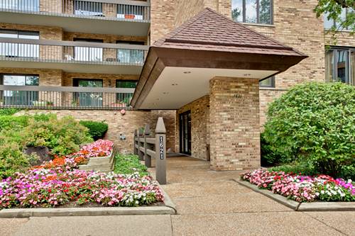 1621 Mission Hills Unit 402, Northbrook, IL 60062