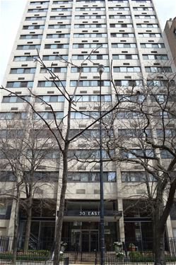 30 E Division Unit 10E, Chicago, IL 60610