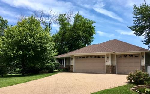 1527 Seward, Schaumburg, IL 60193