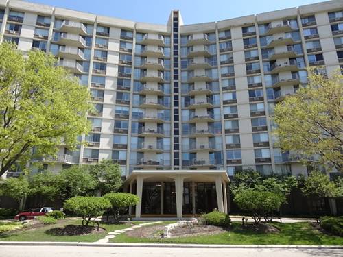 20 N Tower Unit 8C, Oak Brook, IL 60523