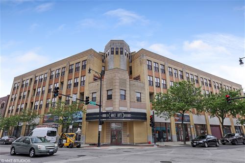 1645 W School Unit 319, Chicago, IL 60657