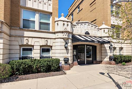 4240 N Clarendon Unit 306N, Chicago, IL 60613