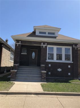 5823 S Mozart, Chicago, IL 60629