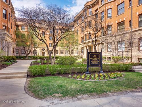 690 W Irving Park Unit D2, Chicago, IL 60613