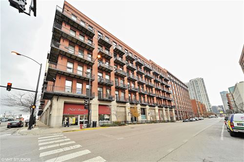 616 W Fulton Unit 214, Chicago, IL 60661