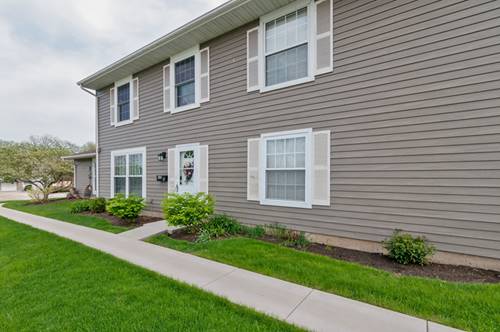 1441 Woodcutter Unit B, Wheaton, IL 60189