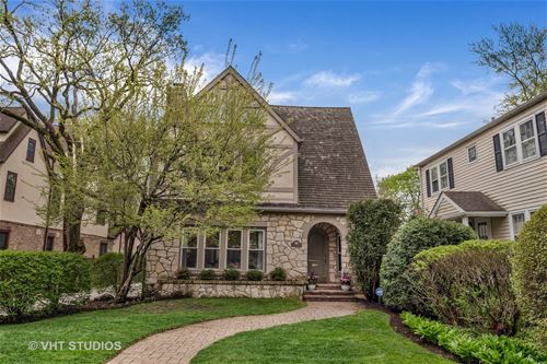 244 Woodlawn, Winnetka, IL 60093