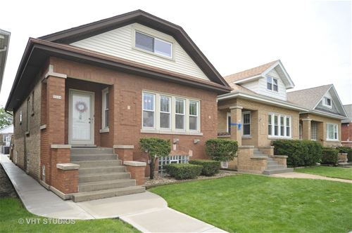 5523 W Henderson, Chicago, IL 60641