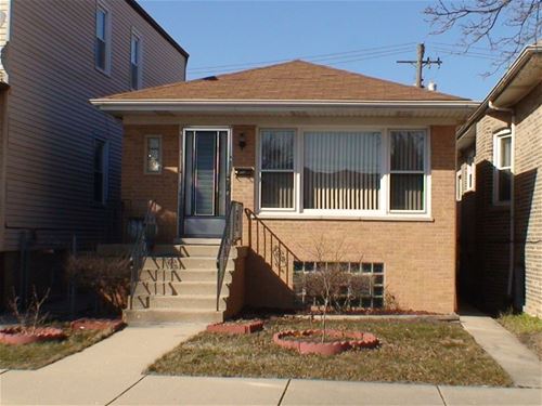 5830 W Giddings, Chicago, IL 60630