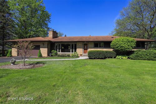 2229 Heathercliff, Green Oaks, IL 60048