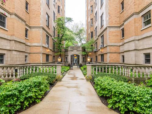 609 W Stratford Unit 6D, Chicago, IL 60657