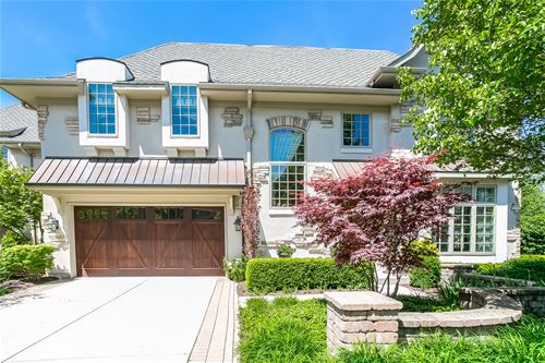 36 Willow Crest Unit 36, Oak Brook, IL 60623