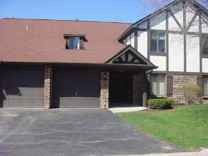 855 Johnstown Unit B, Wheaton, IL 60187