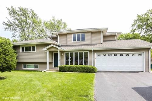 49 W 55th, Westmont, IL 60559