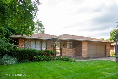 303 Lynne, Belvidere, IL 61008