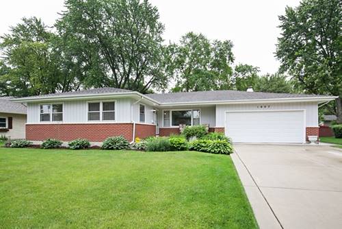 1807 Country Knoll, Elgin, IL 60123