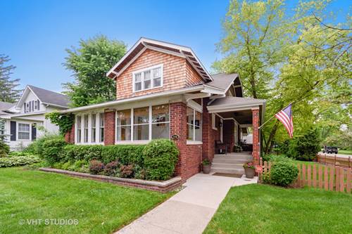 200 W Russell, Barrington, IL 60010