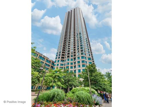 400 N LaSalle Unit 3412, Chicago, IL 60654