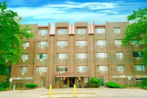 8455 W Leland Unit 204, Chicago, IL 60656