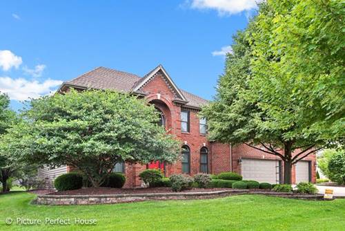 3927 Littlestone, Naperville, IL 60564