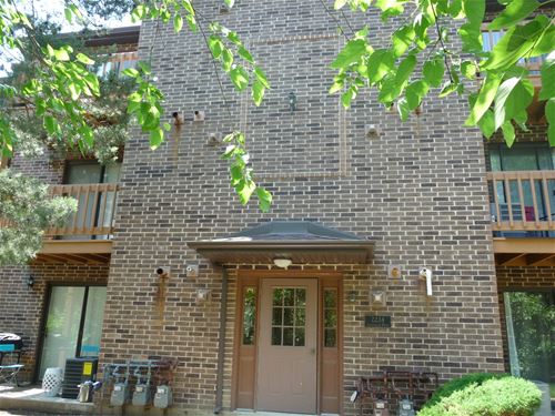 2234 Abbeywood Unit F, Lisle, IL 60532