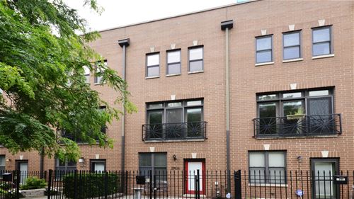 2806 W Dickens, Chicago, IL 60647